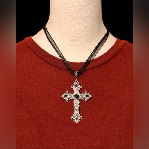 Gothic Cross Necklace Statement Floral Cross Pendant on a Black Ribbon Necklace. - Picture 9 of 9